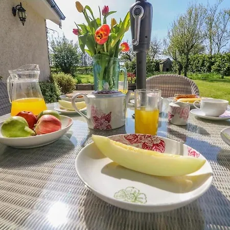 Vakantiehuis Two Acres- Spacious, Delightful, Pet Free Levens